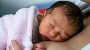 Hablándole al bebé en los primeros meses